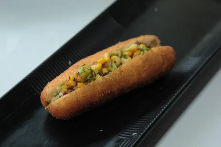 Corn-filled savoury roll